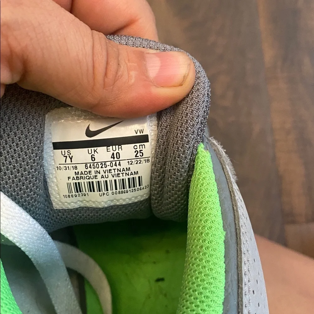 Nike SB Gray and Green High-Tops